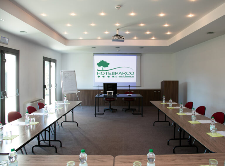 meeting hotel del parco 768x566
