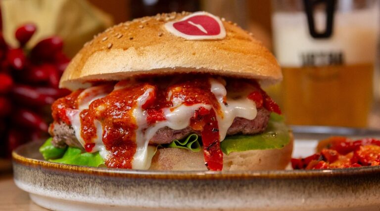 fb burger 2 2 768x427